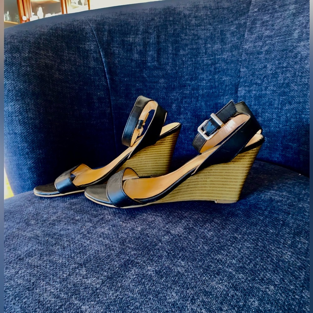 Express Wedges